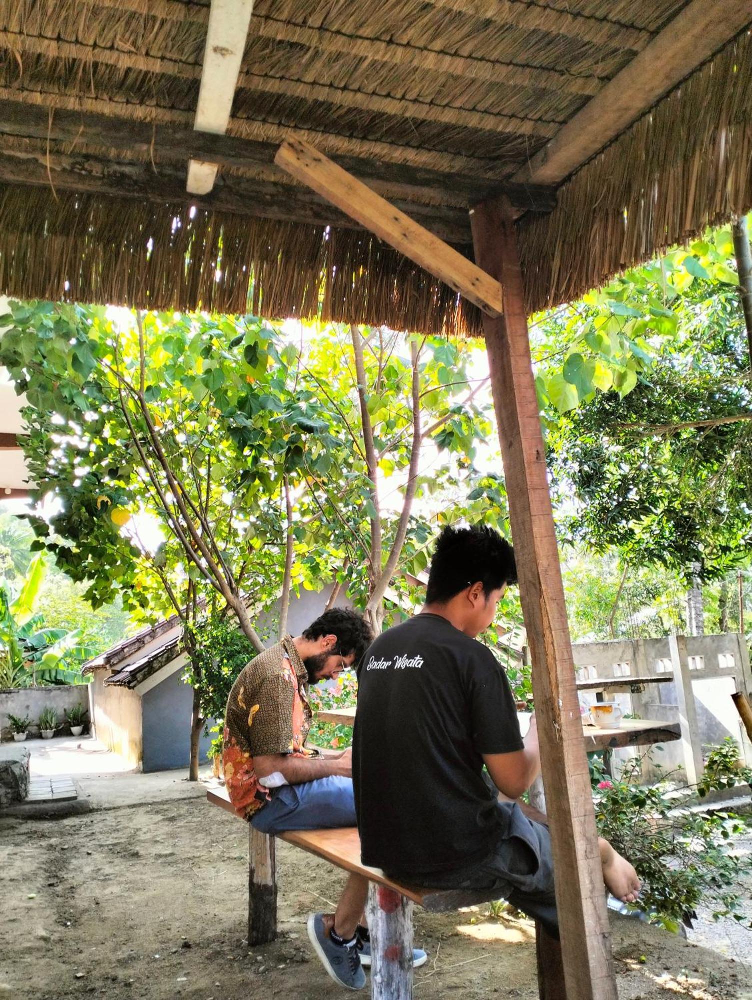Fullmoon Homestay Kuta  Buitenkant foto
